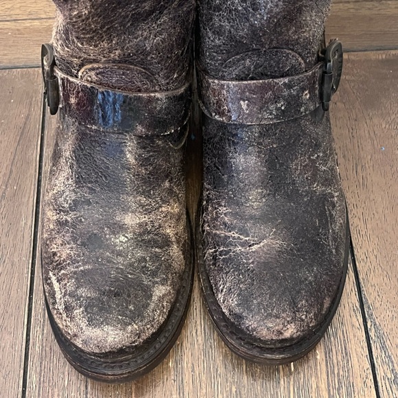 Frye Veronica Engineer Crackled Boots Womens size 7.5 - Picture 6 of 11